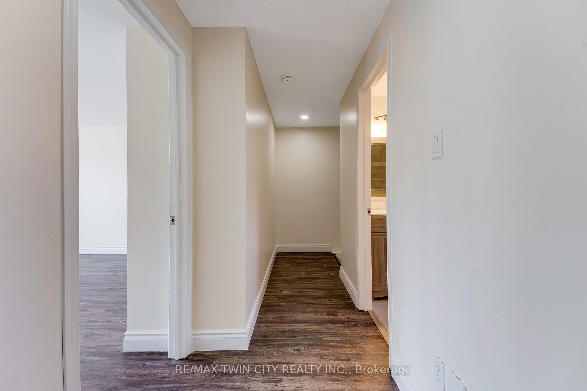 Photo 22 of 47 Bushnell Drive, Cambridge, Greenway-Chaplin — HOMEH