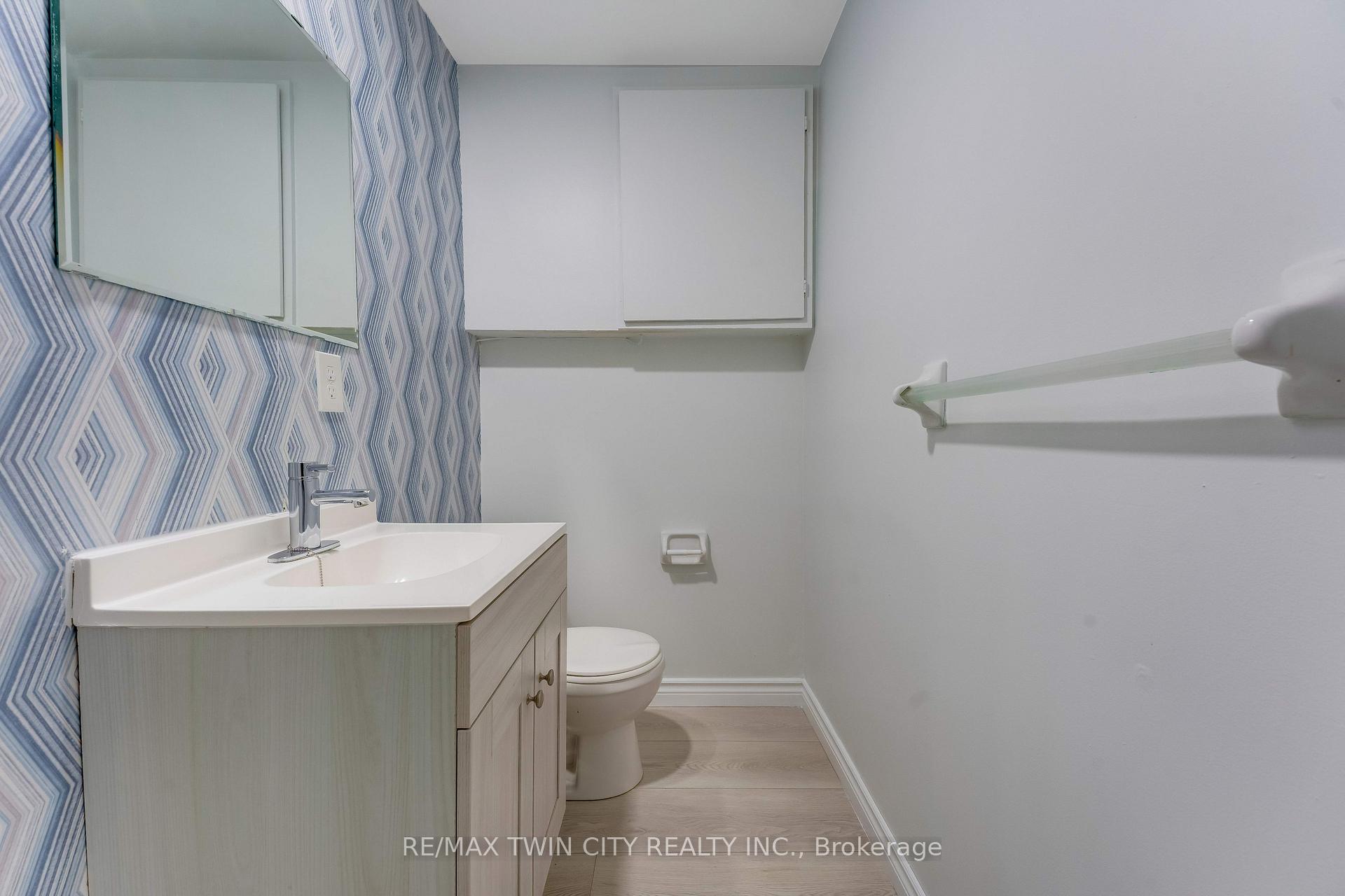 Photo 35 of 47 Bushnell Drive, Cambridge, Greenway-Chaplin — HOMEH