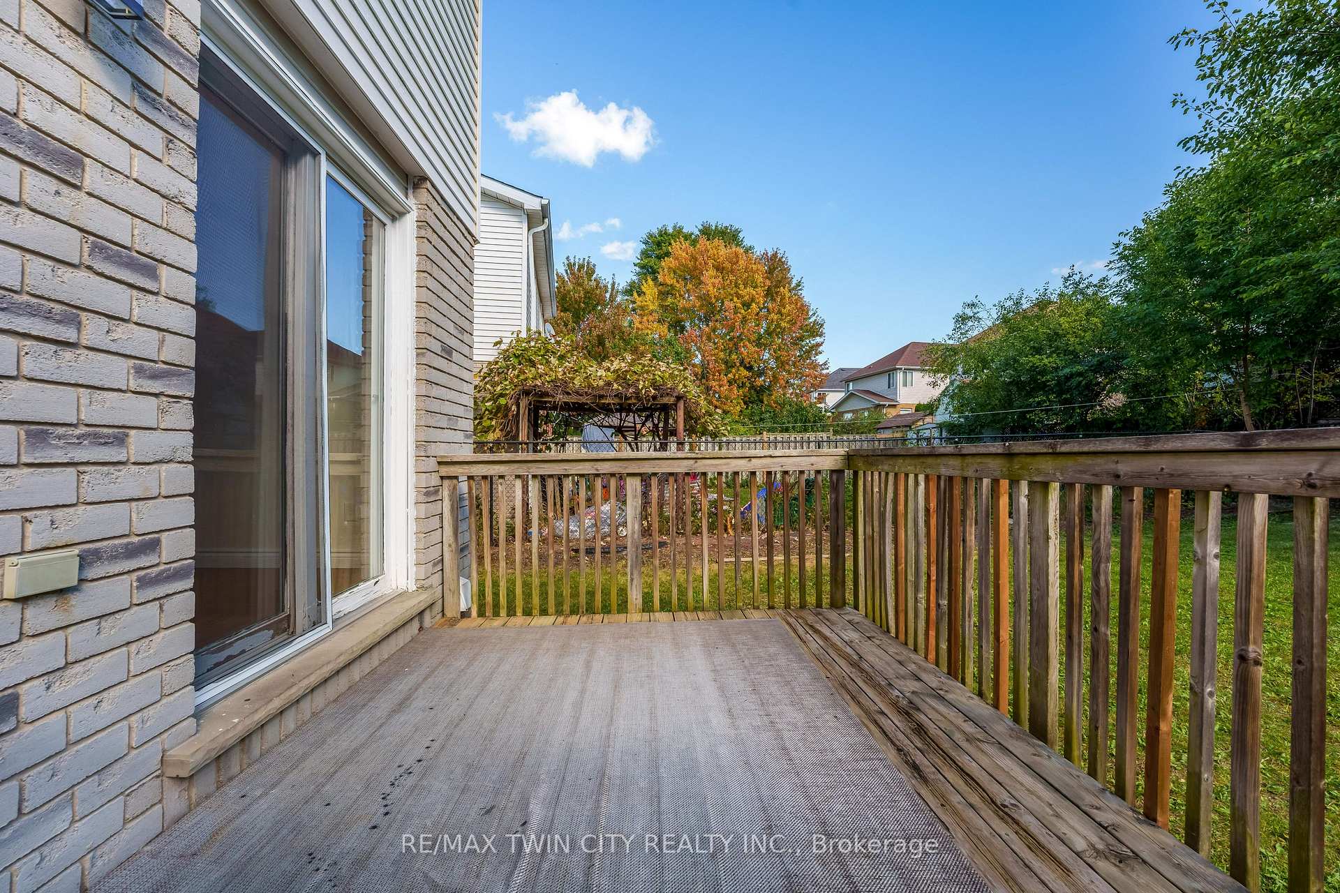 Photo 38 of 47 Bushnell Drive, Cambridge, Greenway-Chaplin — HOMEH