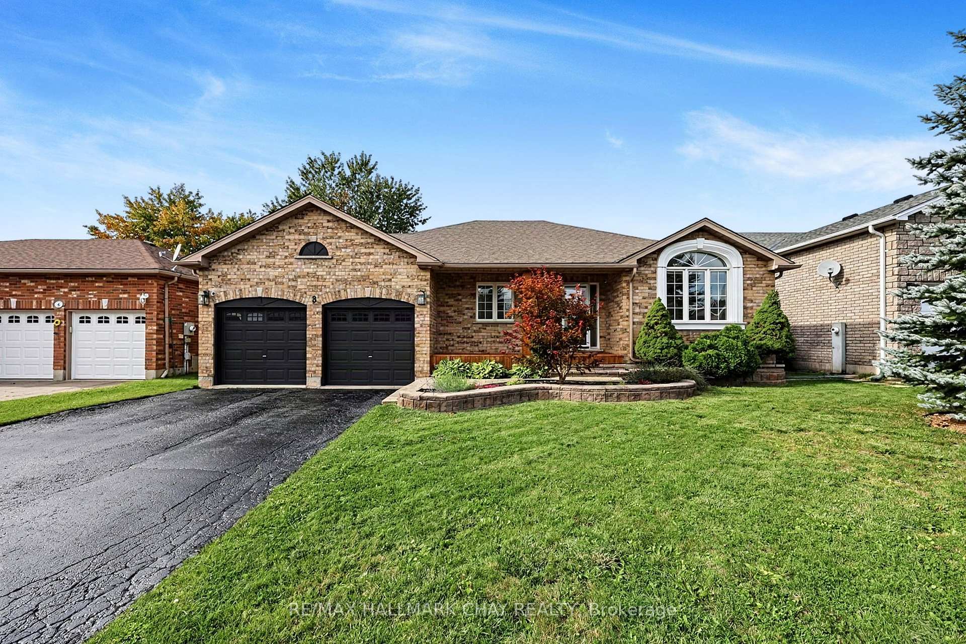Photo 1 of 8 Graham Street, Springwater, Elmvale — HOMEH