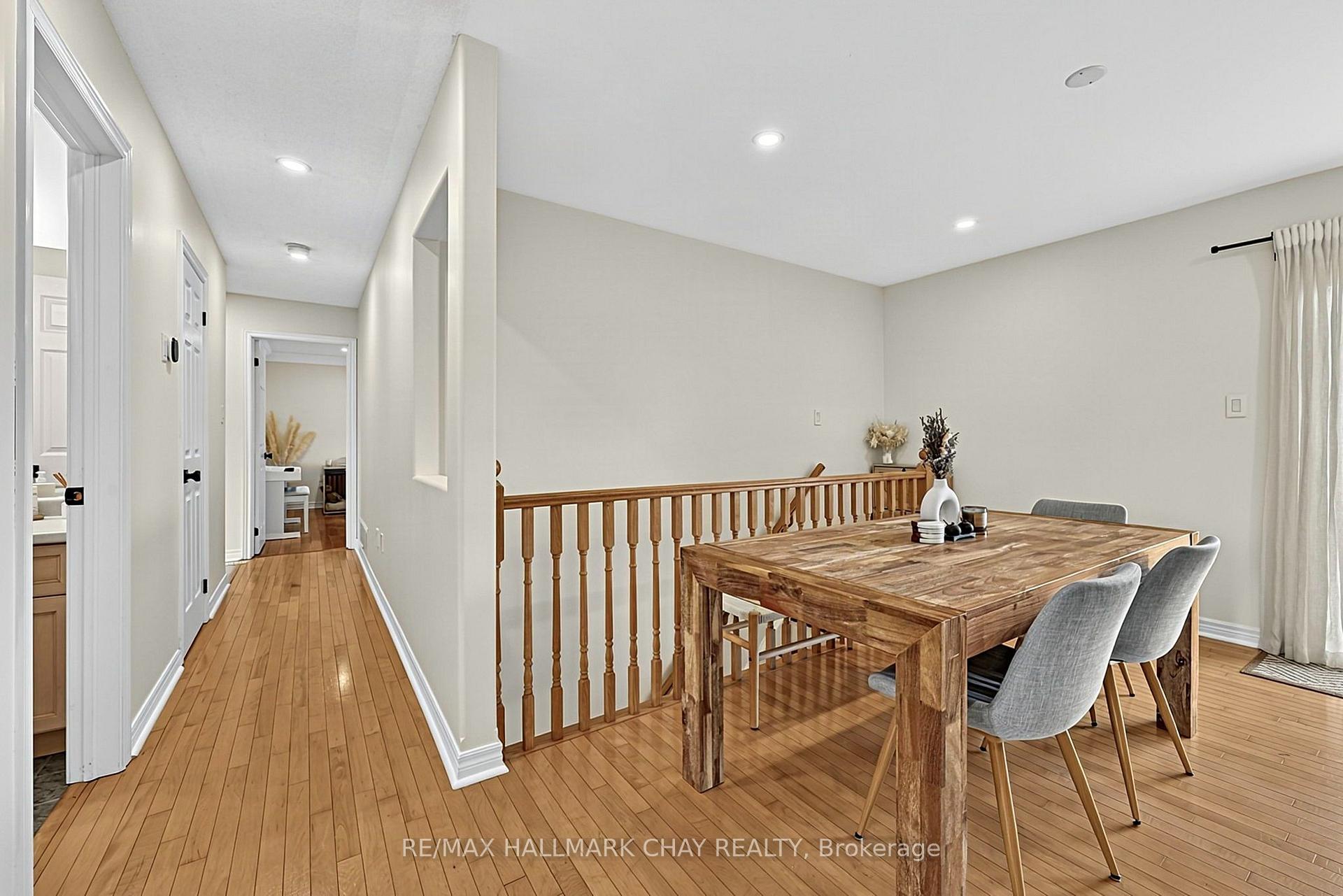 Photo 13 of 8 Graham Street, Springwater, Elmvale — HOMEH