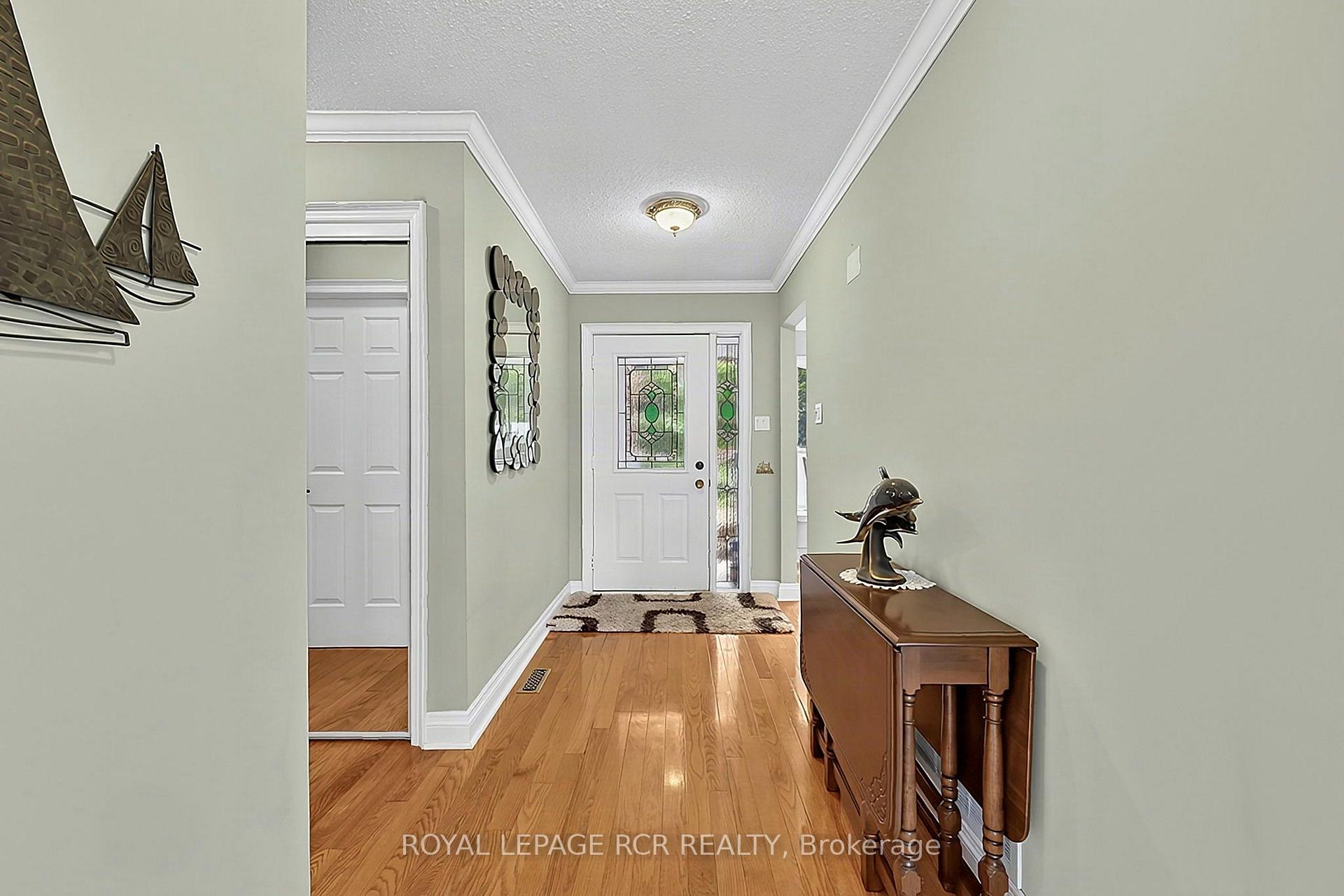 Photo 7 of 60 Riverview Road, New Tecumseth, Alliston — HOMEH