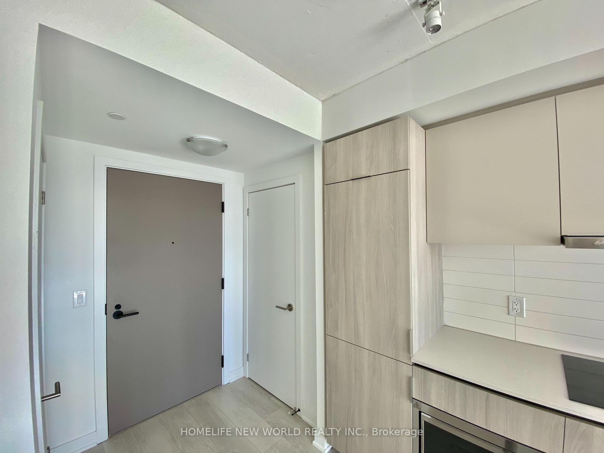 Photo 3 of Unit 2408, 47 Mutual Street, Toronto, Church-Yonge Corridor — HOMEH