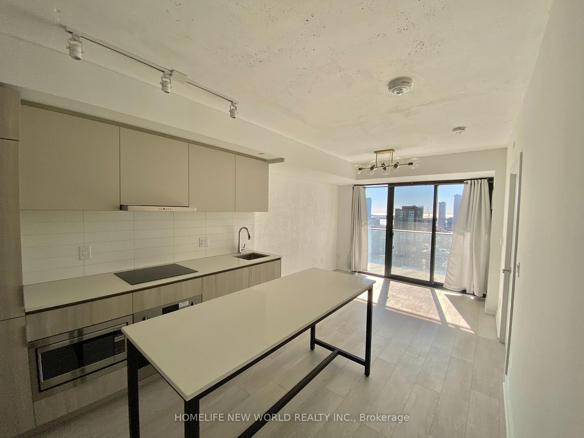 Photo 4 of Unit 2408, 47 Mutual Street, Toronto, Church-Yonge Corridor — HOMEH