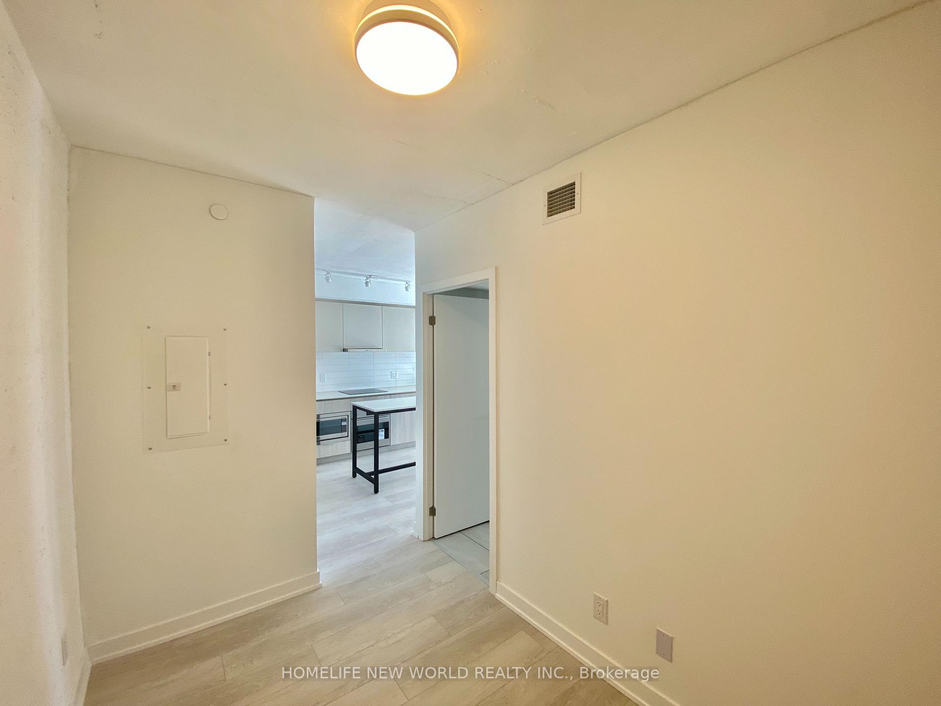 Photo 13 of Unit 2408, 47 Mutual Street, Toronto, Church-Yonge Corridor — HOMEH