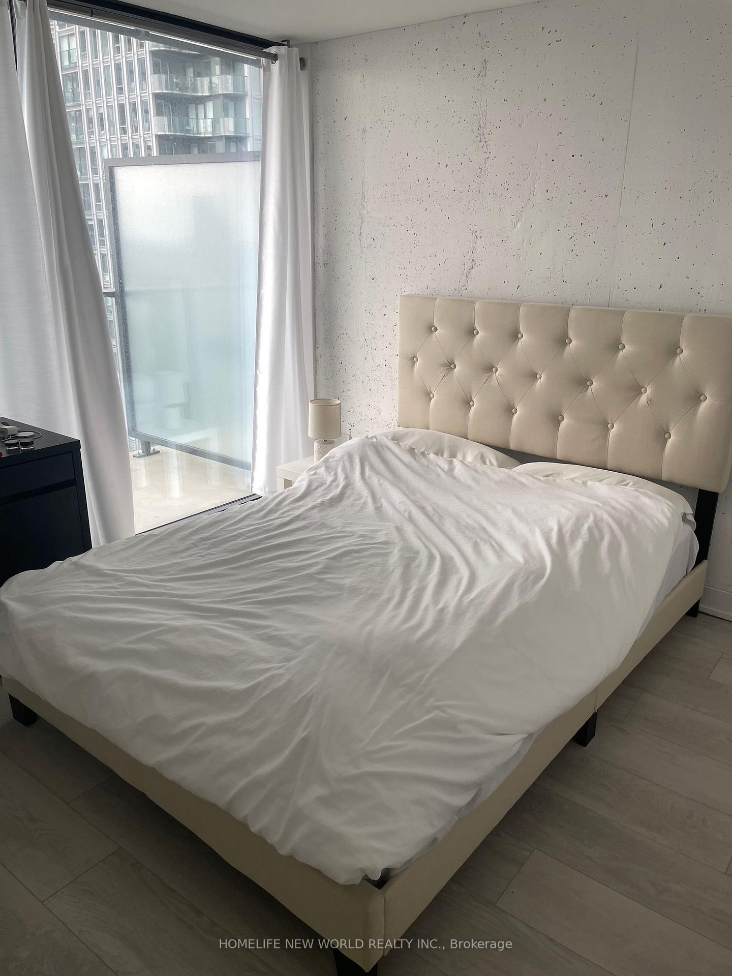 Photo 23 of Unit 2408, 47 Mutual Street, Toronto, Church-Yonge Corridor — HOMEH