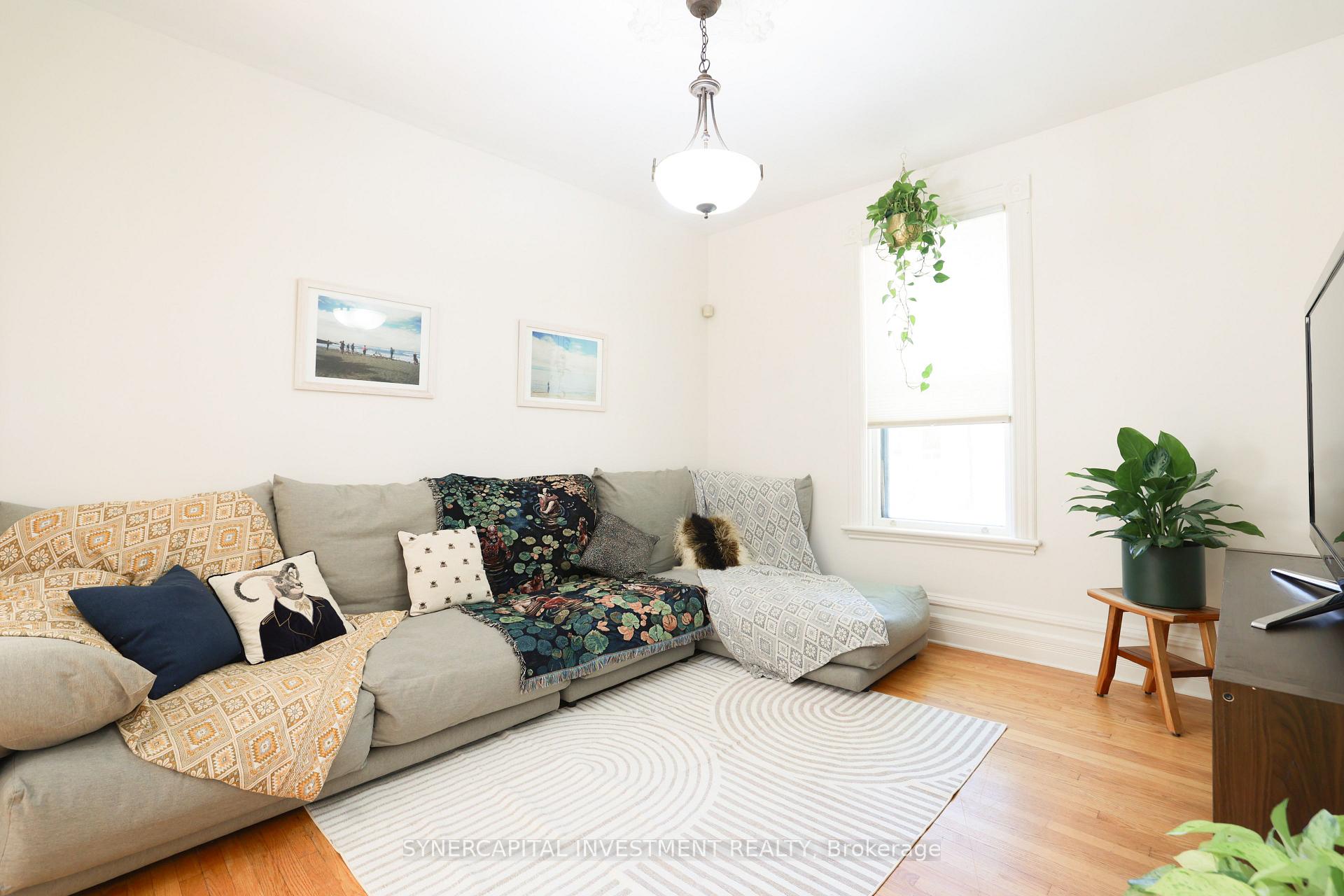 Photo 4 of 143 Arthur Street, Ottawa, West Centre Town — HOMEH