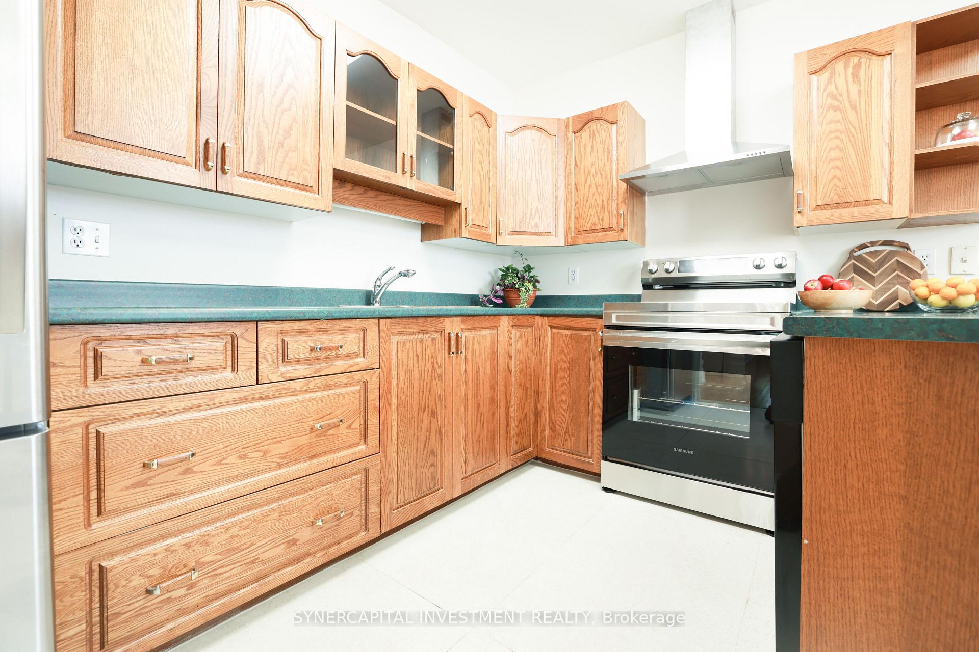 Photo 12 of 143 Arthur Street, Ottawa, West Centre Town — HOMEH