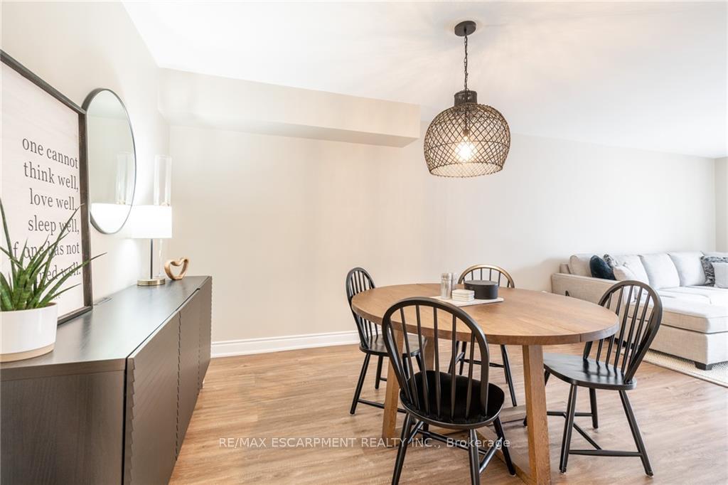Photo 2 of Unit 118, 895 Maple Avenue, Burlington, Brant — HOMEH