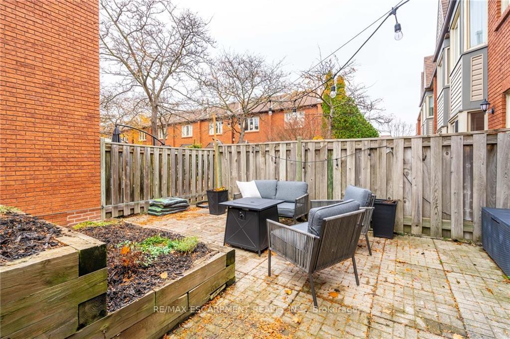 Photo 15 of Unit 118, 895 Maple Avenue, Burlington, Brant — HOMEH
