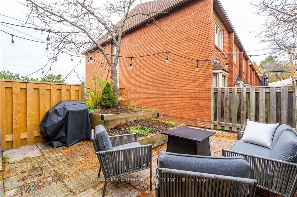 Photo 16 of Unit 118, 895 Maple Avenue, Burlington, Brant — HOMEH