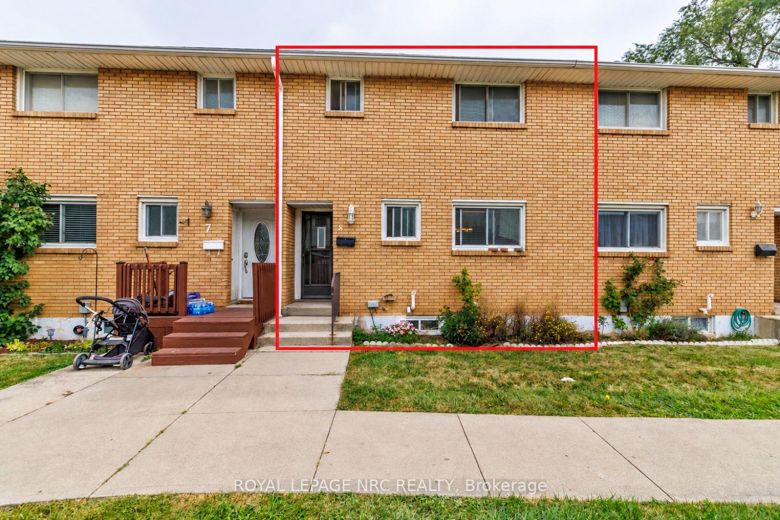 Photo of Unit 8, 161 Berkindale Drive