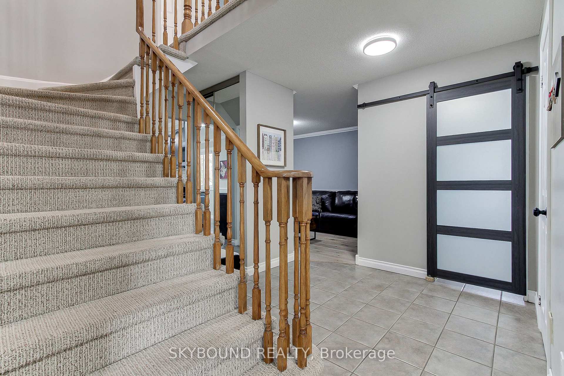 Photo 8 of 313 Hickling Trail, Barrie, Grove East — HOMEH