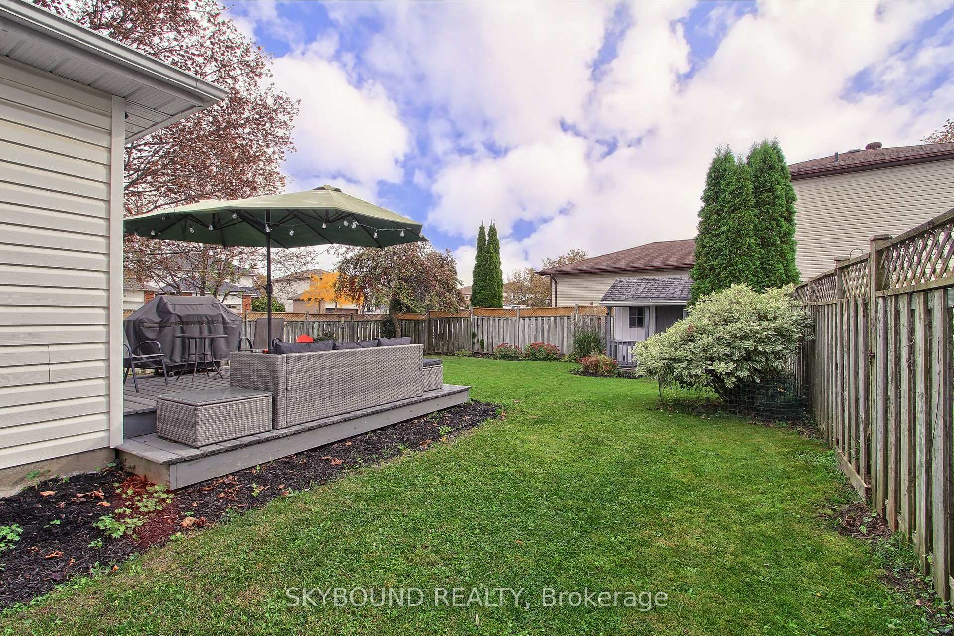 Photo 38 of 313 Hickling Trail, Barrie, Grove East — HOMEH