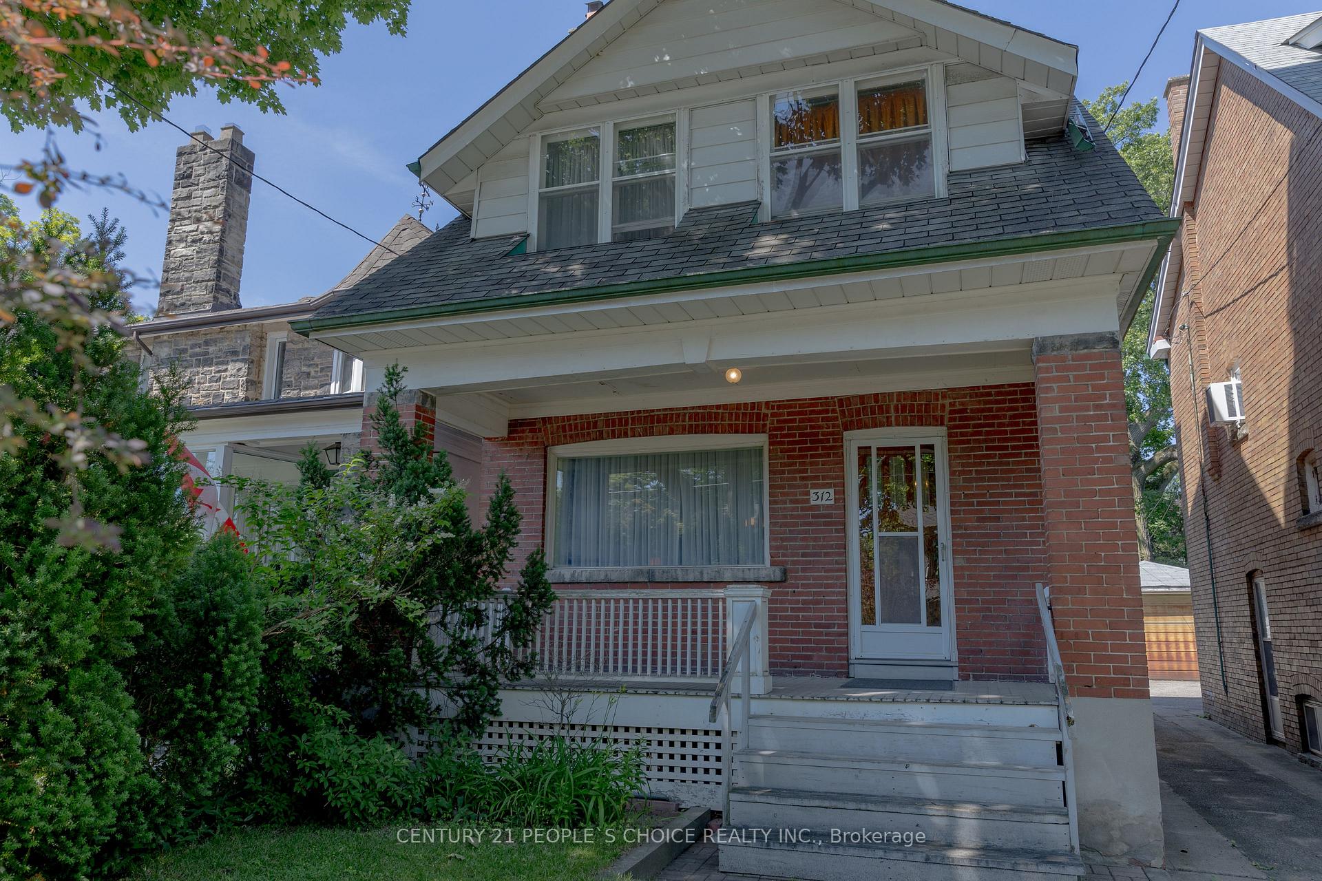 Photo of 312 Runnymede Road