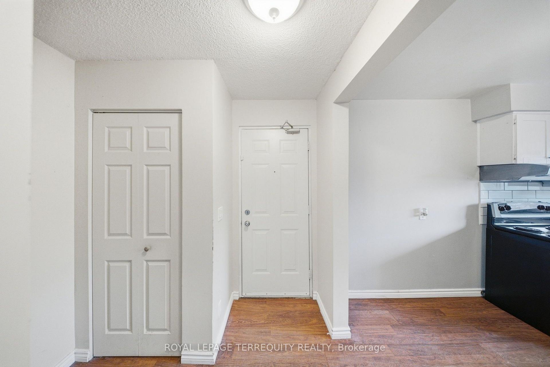 Photo 2 of Unit 21, 506 Normandy Street, Oshawa, Central — HOMEH