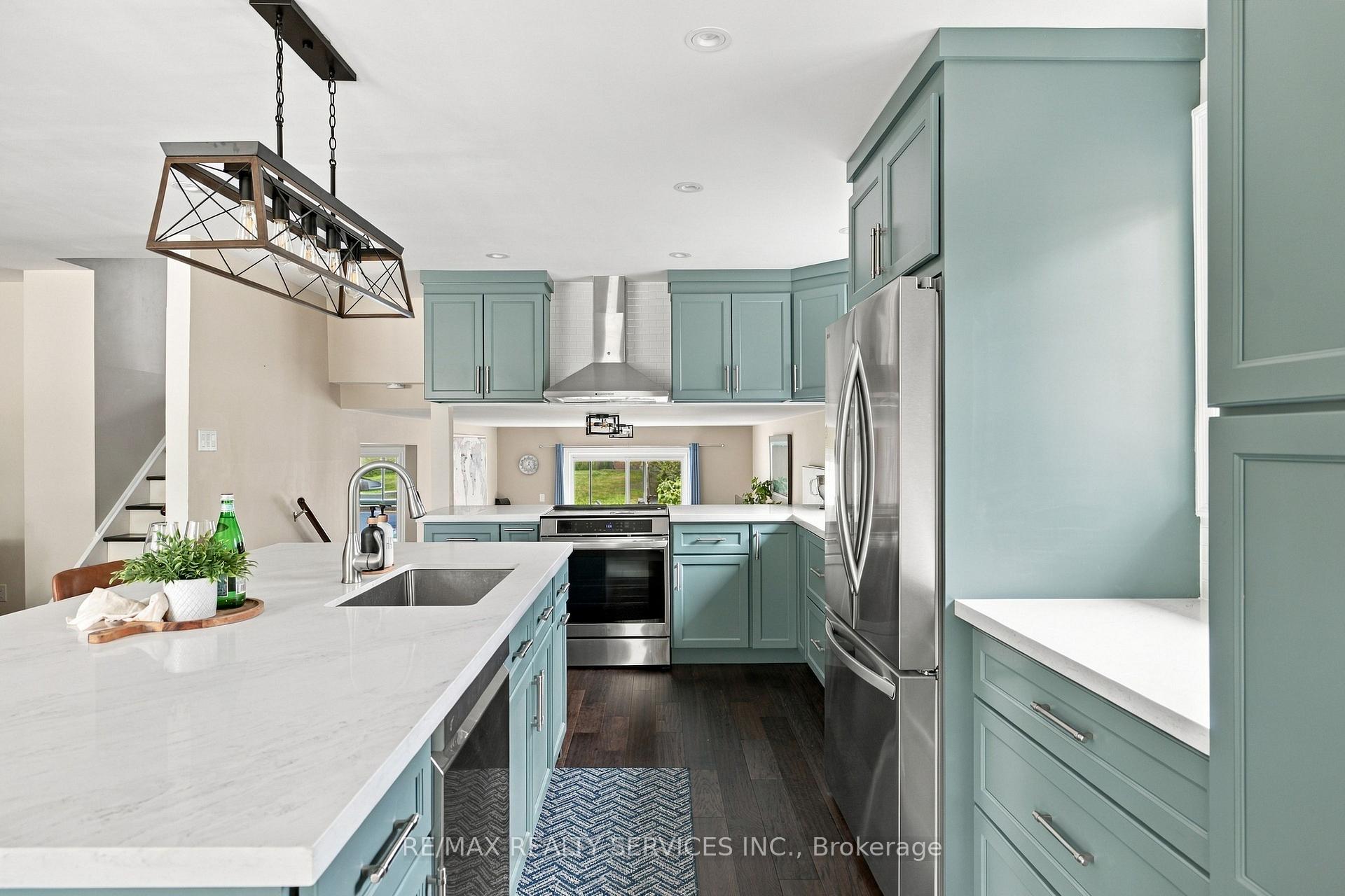 Photo 7 of 37 Maple Avenue W, New Tecumseth, Beeton — HOMEH