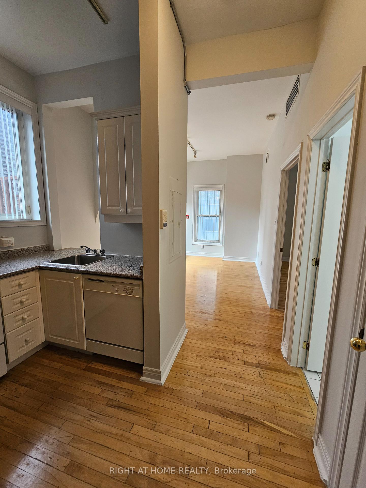 Photo 7 of Unit 300, 524 Yonge Street, Toronto, Church-Yonge Corridor — HOMEH