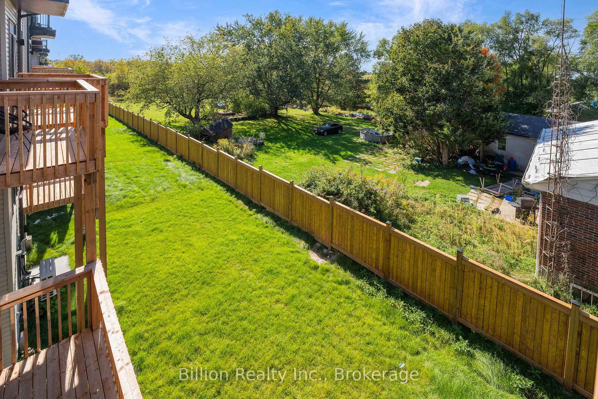 Photo 36 of 717 Heathrow Path, Oshawa, Samac — HOMEH