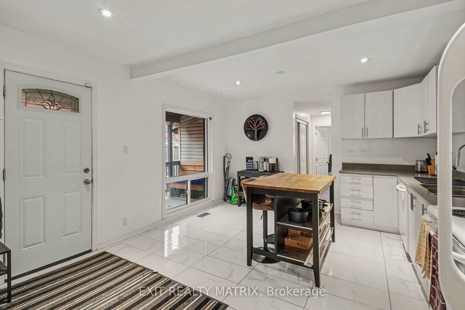 Photo 7 of Unit 1, 511 Cooper Street, Ottawa, Ottawa Centre — HOMEH