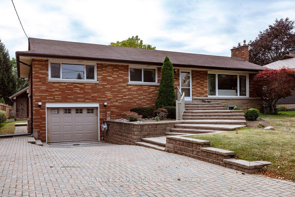 Photo 1 of 970 Danforth Avenue, Burlington, Bayview — HOMEH
