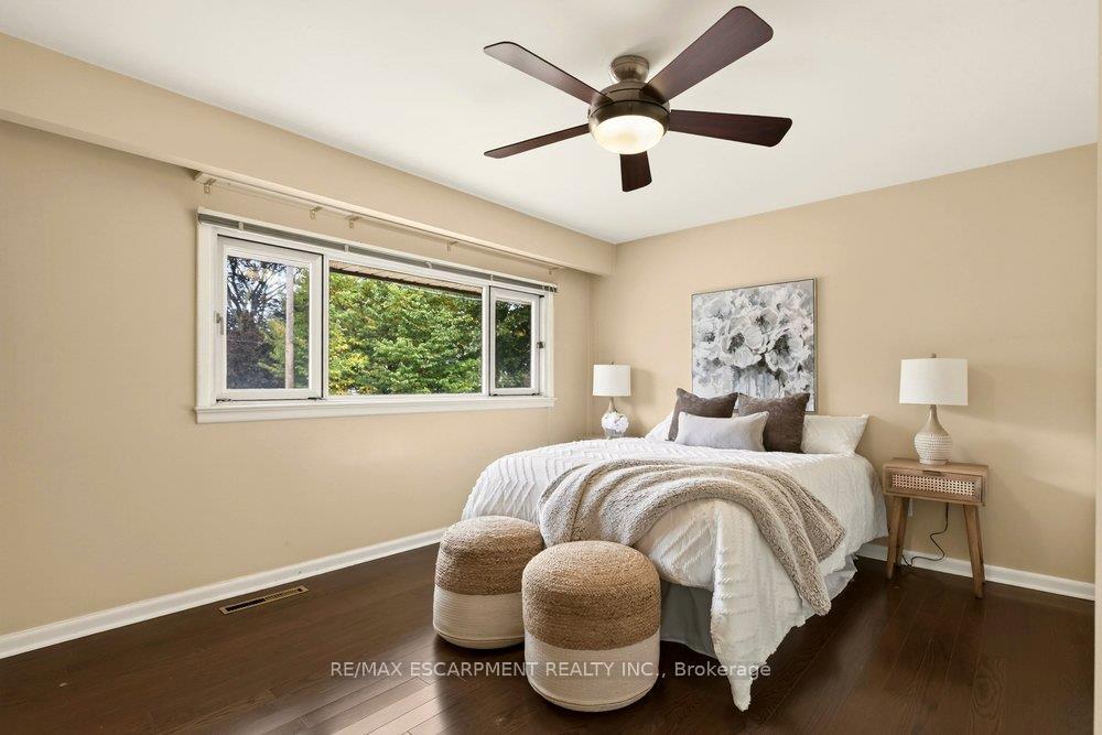 Photo 13 of 970 Danforth Avenue, Burlington, Bayview — HOMEH