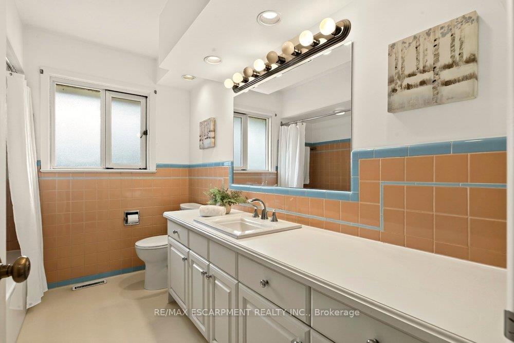 Photo 19 of 970 Danforth Avenue, Burlington, Bayview — HOMEH