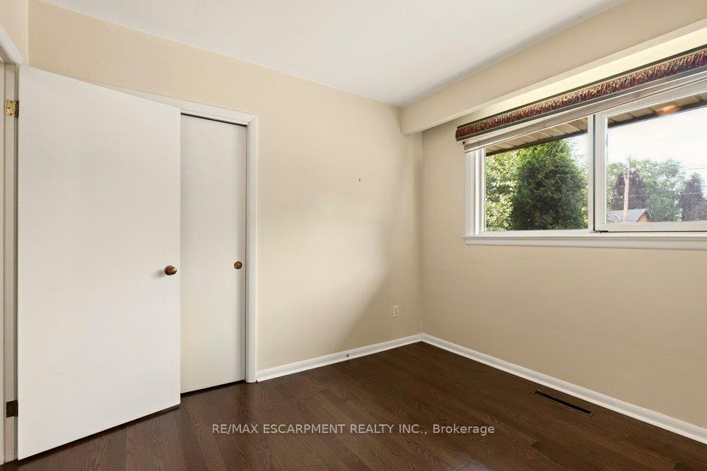 Photo 23 of 970 Danforth Avenue, Burlington, Bayview — HOMEH