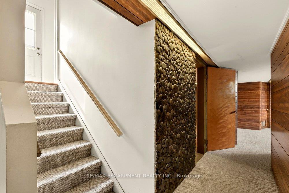 Photo 25 of 970 Danforth Avenue, Burlington, Bayview — HOMEH