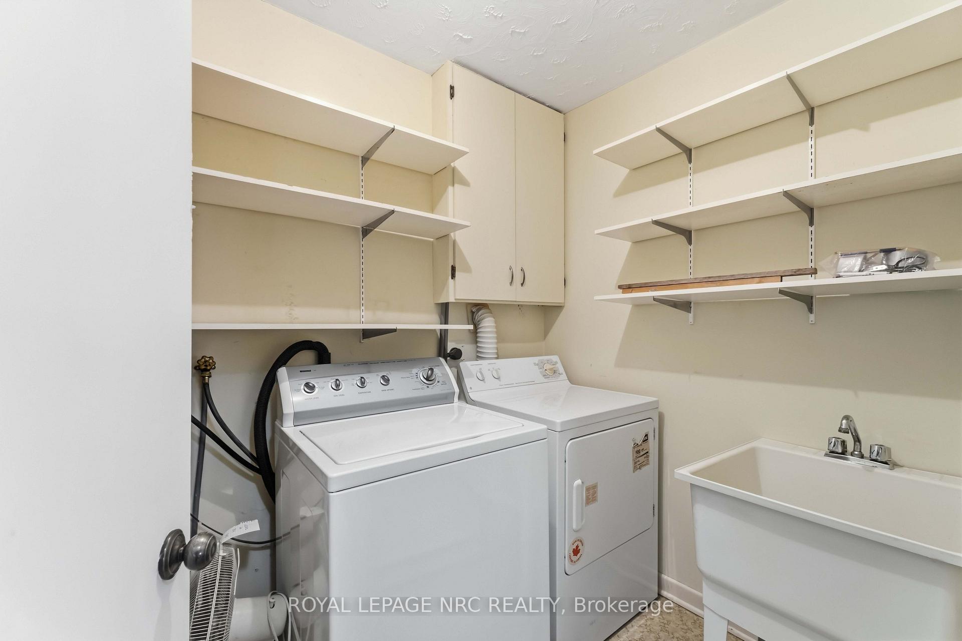 Photo 13 of 14 Sauer Avenue, Welland, Lincoln/Crowland — HOMEH