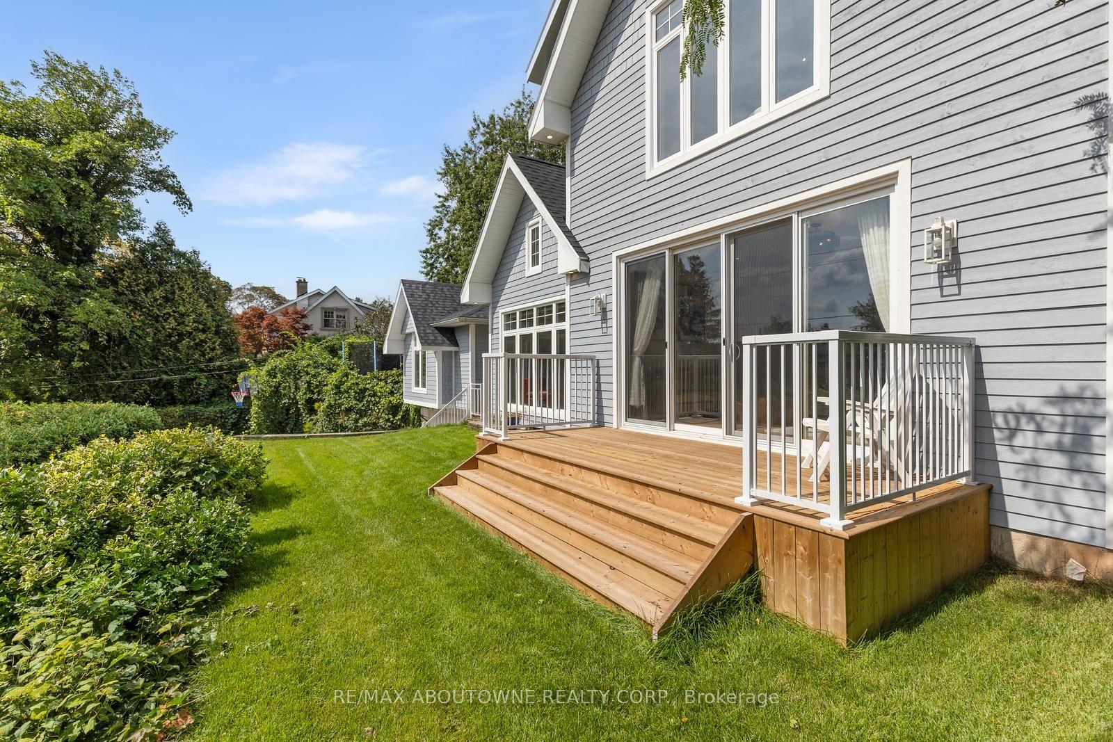Photo 36 of 293 North Shore Boulevard E, Burlington, LaSalle — HOMEH
