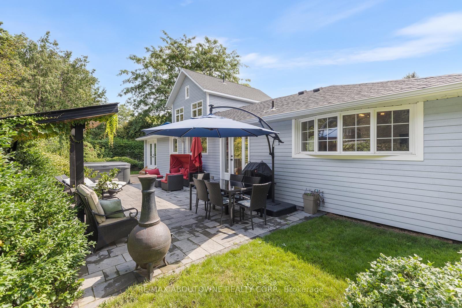 Photo 41 of 293 North Shore Boulevard E, Burlington, LaSalle — HOMEH