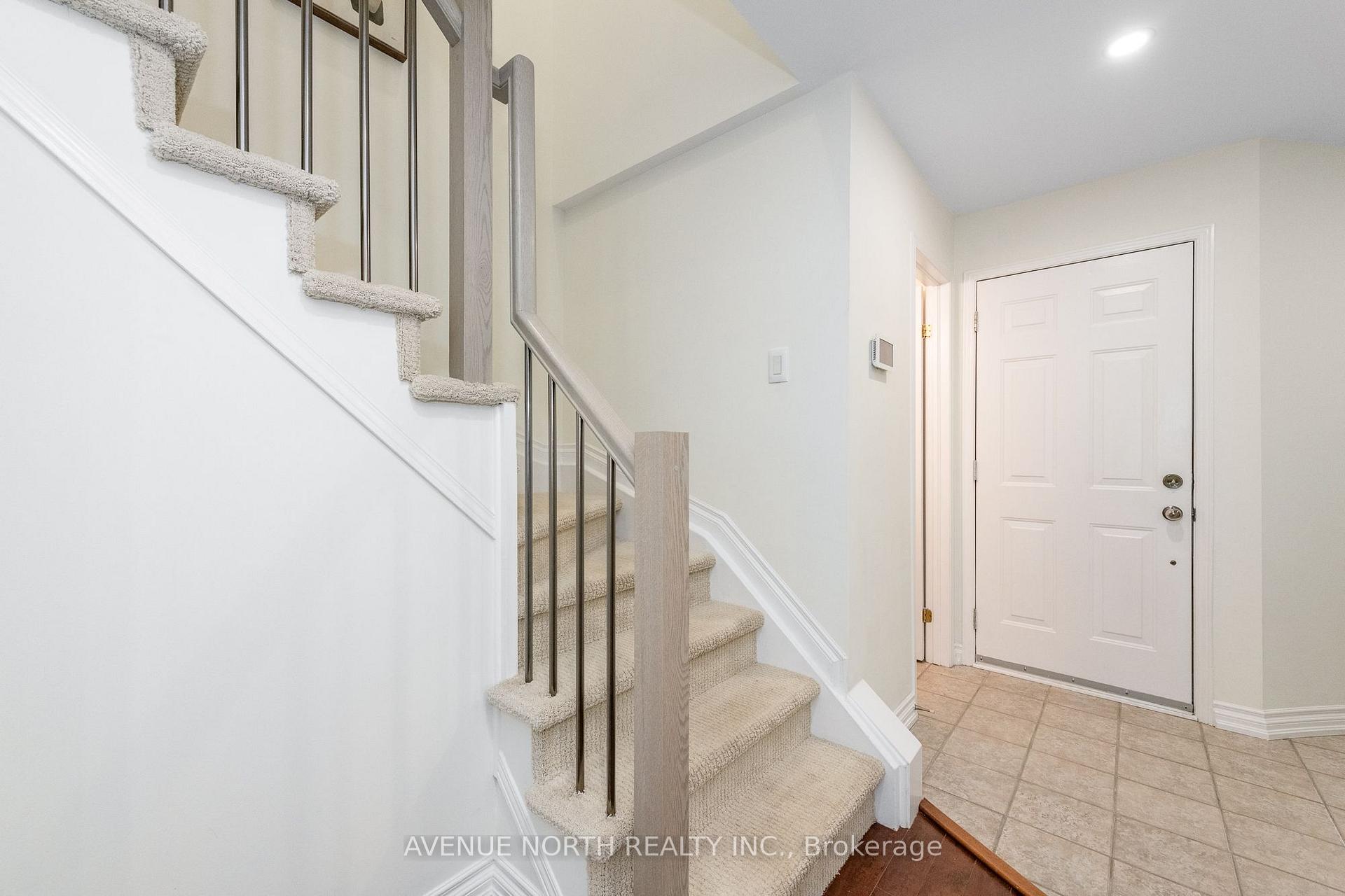 Photo 6 of 89 Silverlace Private, Ottawa, Hunt Club Park/Greenboro — HOMEH