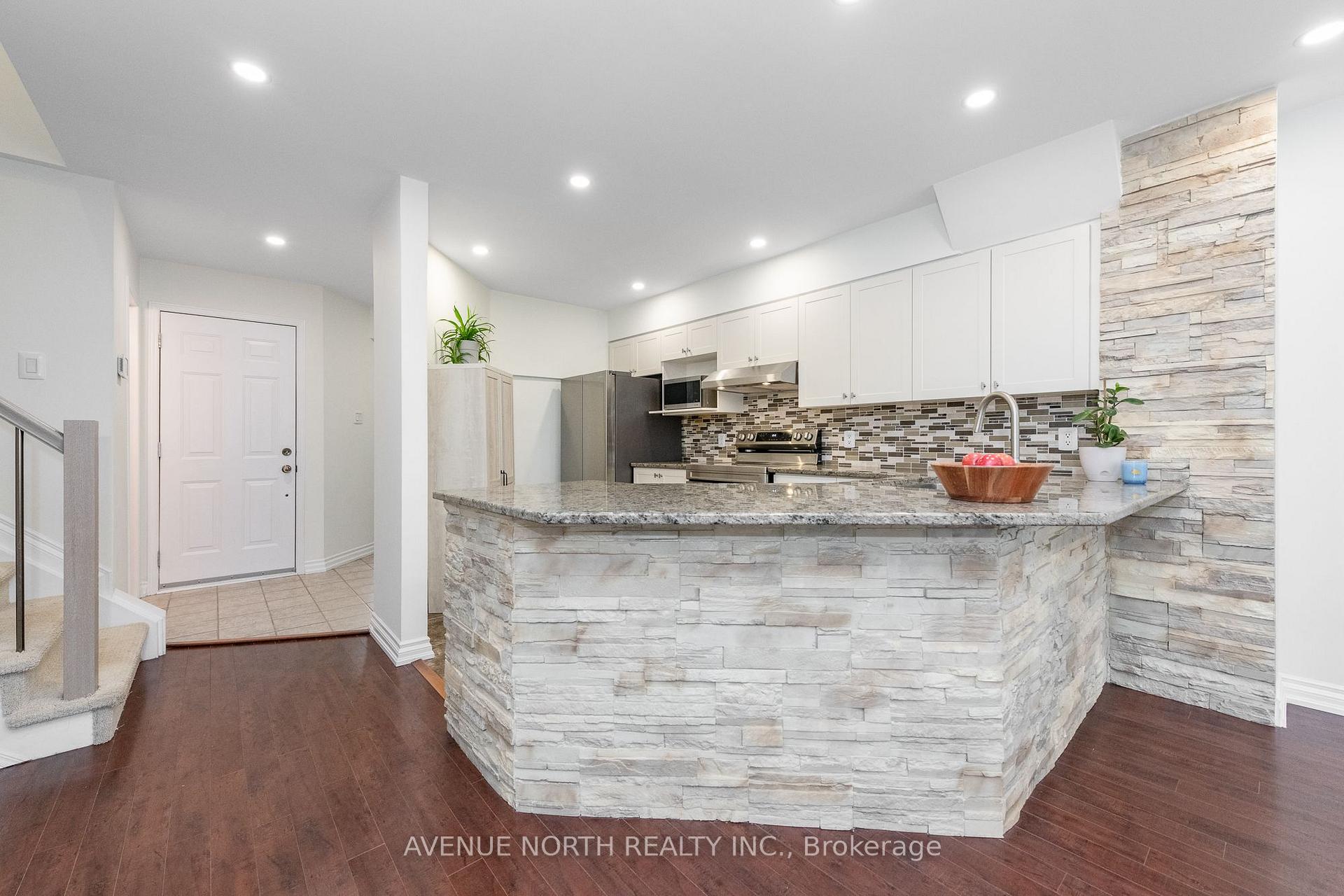 Photo 9 of 89 Silverlace Private, Ottawa, Hunt Club Park/Greenboro — HOMEH