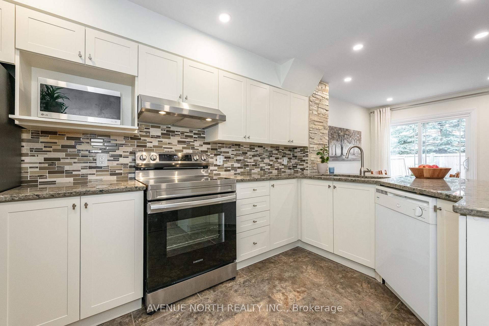 Photo 11 of 89 Silverlace Private, Ottawa, Hunt Club Park/Greenboro — HOMEH