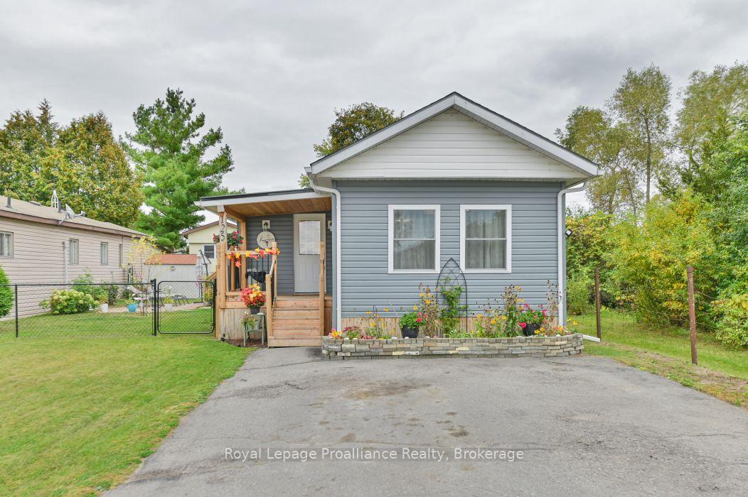 Photo 3 of Unit 125, 529 Old Highway 2, Quinte West, Sidney Ward — HOMEH