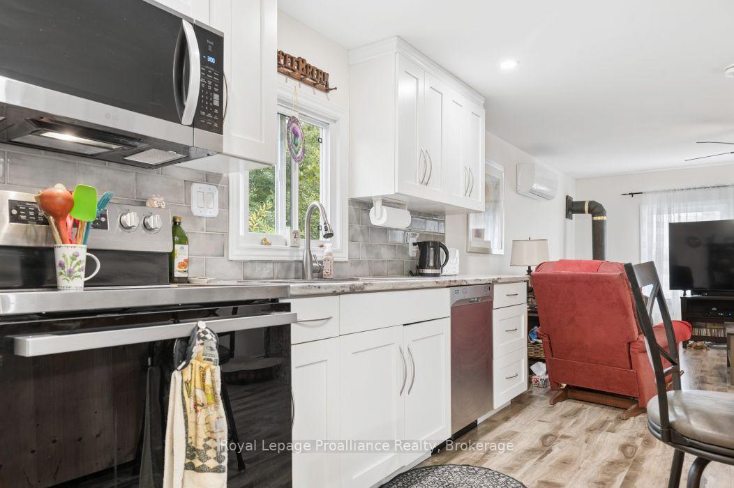 Photo 14 of Unit 125, 529 Old Highway 2, Quinte West, Sidney Ward — HOMEH