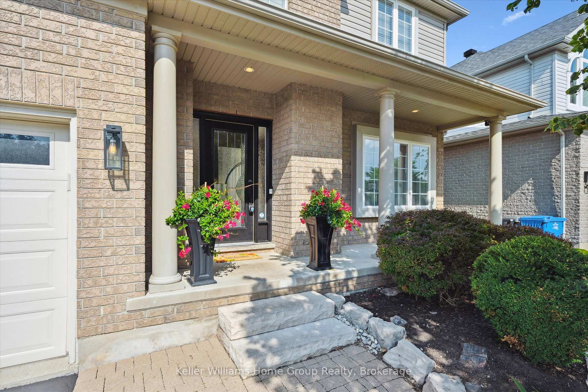 Photo 2 of 294 Farley Drive, Guelph, Pineridge/Westminster Woods — HOMEH