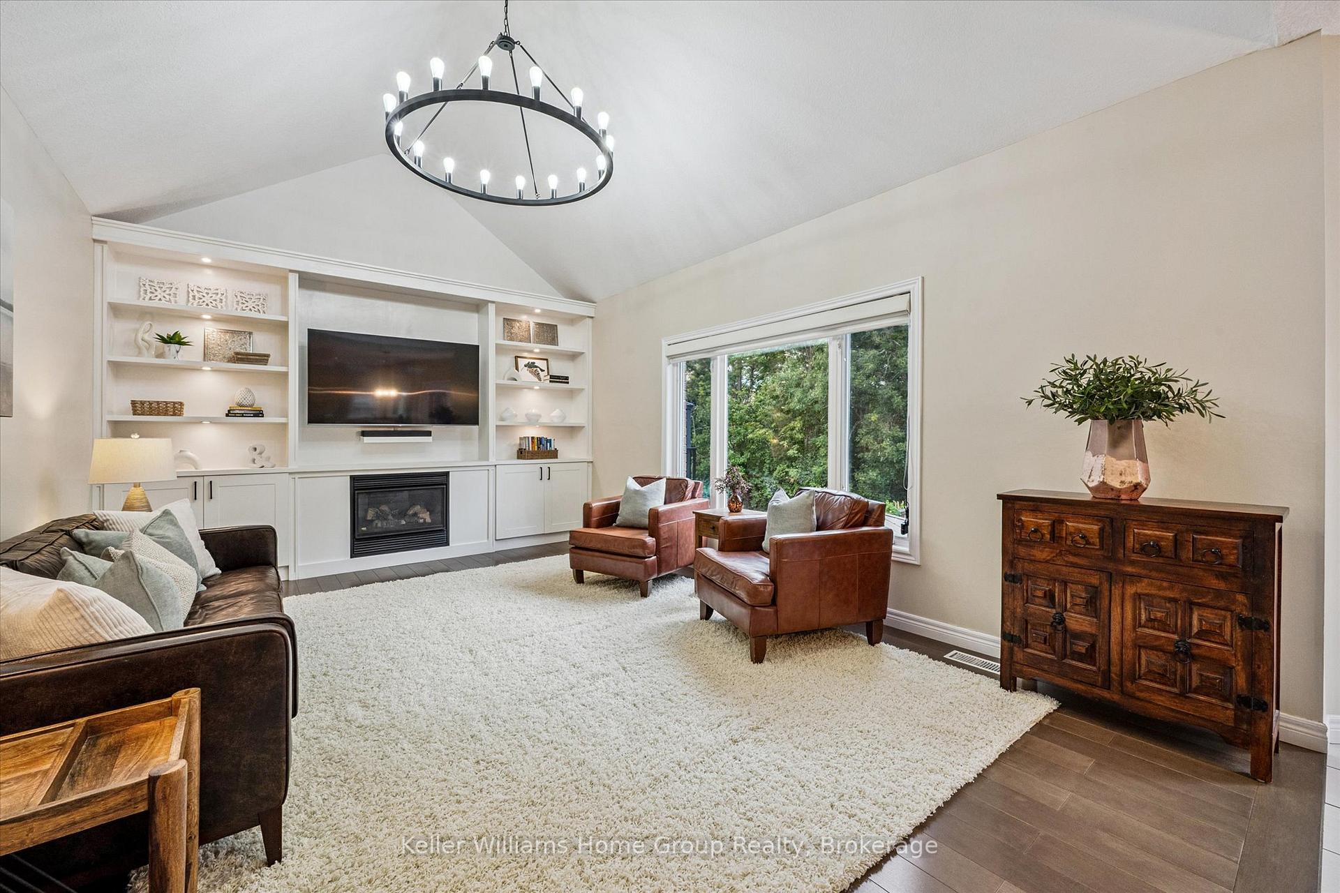 Photo 5 of 294 Farley Drive, Guelph, Pineridge/Westminster Woods — HOMEH