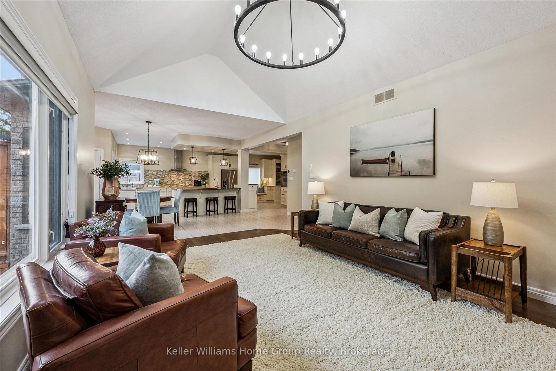 Photo 8 of 294 Farley Drive, Guelph, Pineridge/Westminster Woods — HOMEH