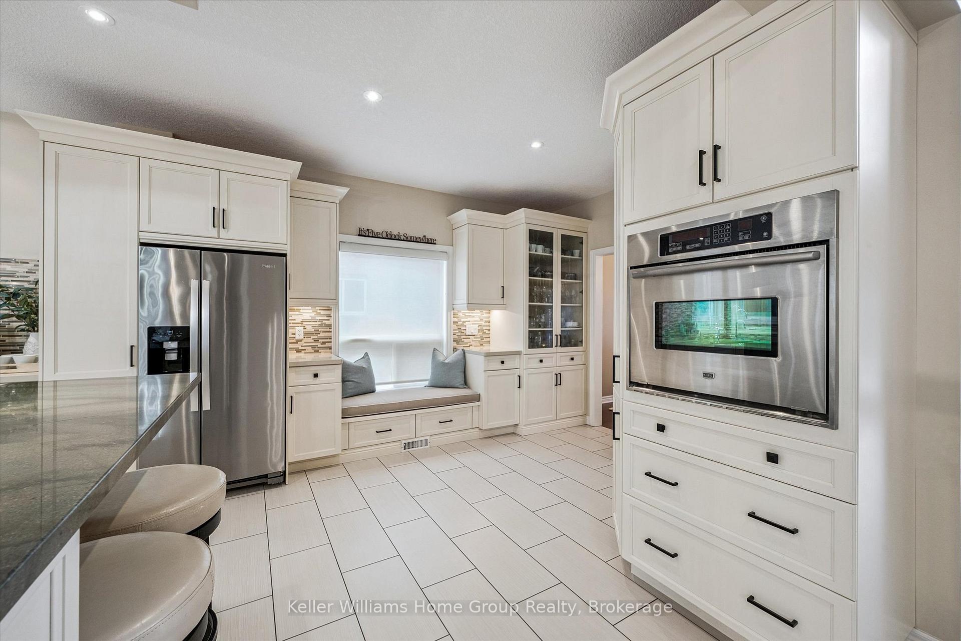 Photo 15 of 294 Farley Drive, Guelph, Pineridge/Westminster Woods — HOMEH