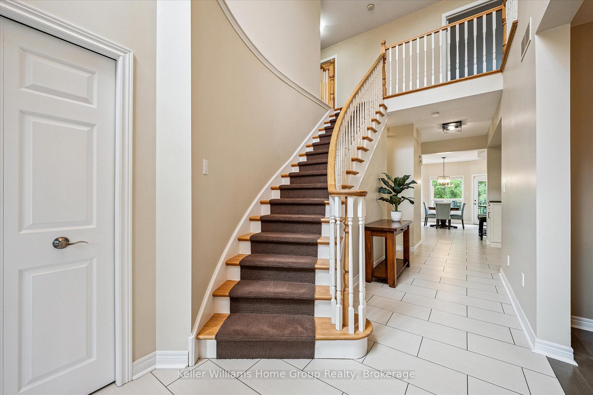 Photo 23 of 294 Farley Drive, Guelph, Pineridge/Westminster Woods — HOMEH