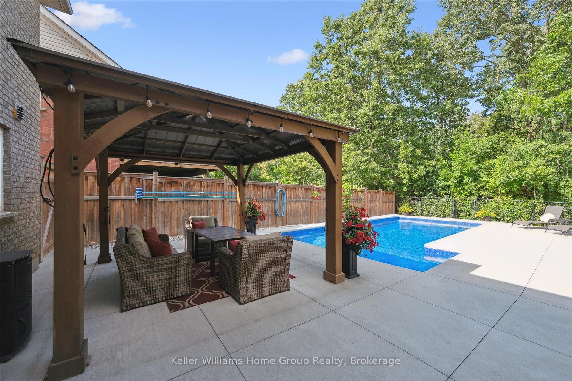 Photo 42 of 294 Farley Drive, Guelph, Pineridge/Westminster Woods — HOMEH