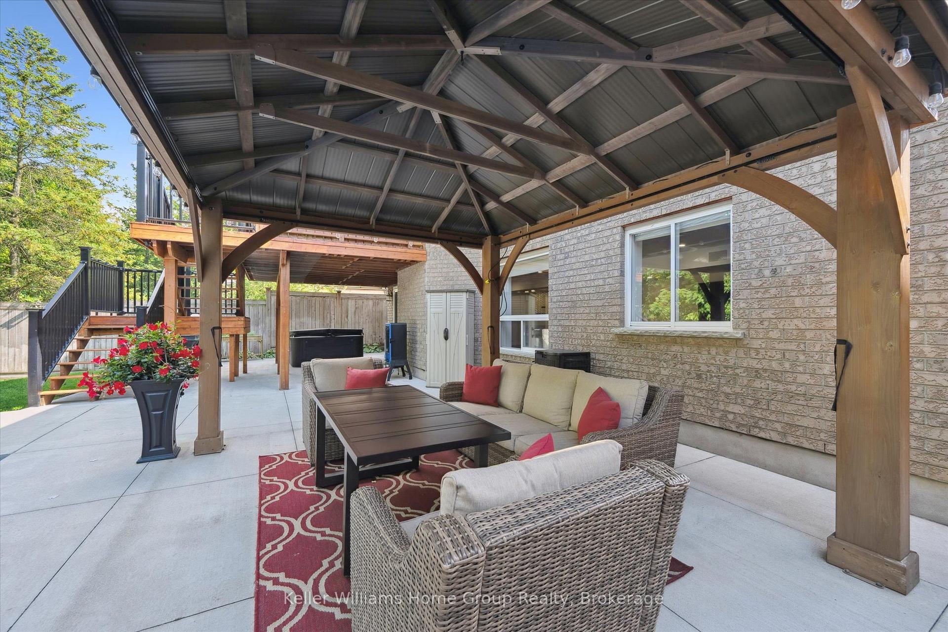 Photo 43 of 294 Farley Drive, Guelph, Pineridge/Westminster Woods — HOMEH