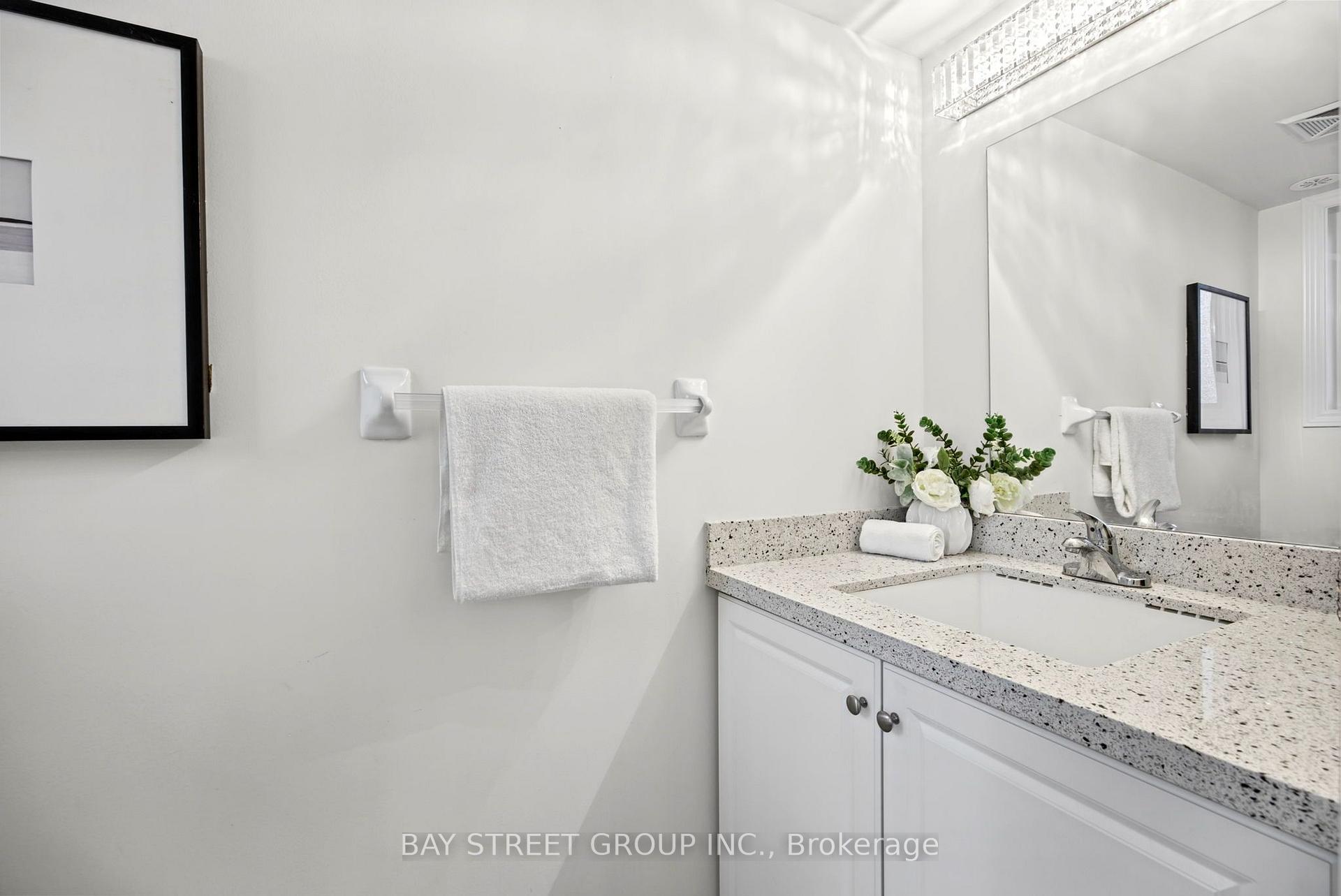Photo 12 of Unit 23, 1 Eaton Park Lane E, Scarborough, L'Amoreaux — HOMEH