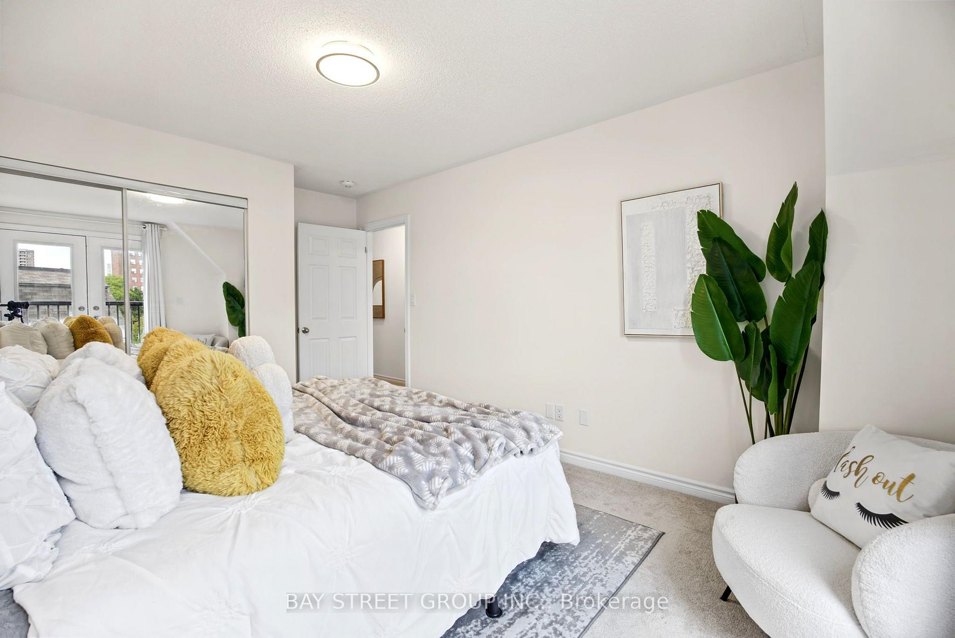 Photo 25 of Unit 23, 1 Eaton Park Lane E, Scarborough, L'Amoreaux — HOMEH