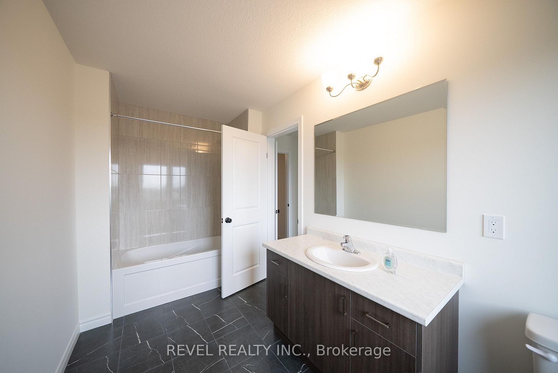 Photo 19 of 115 Mattingley Street, Brant, Paris — HOMEH