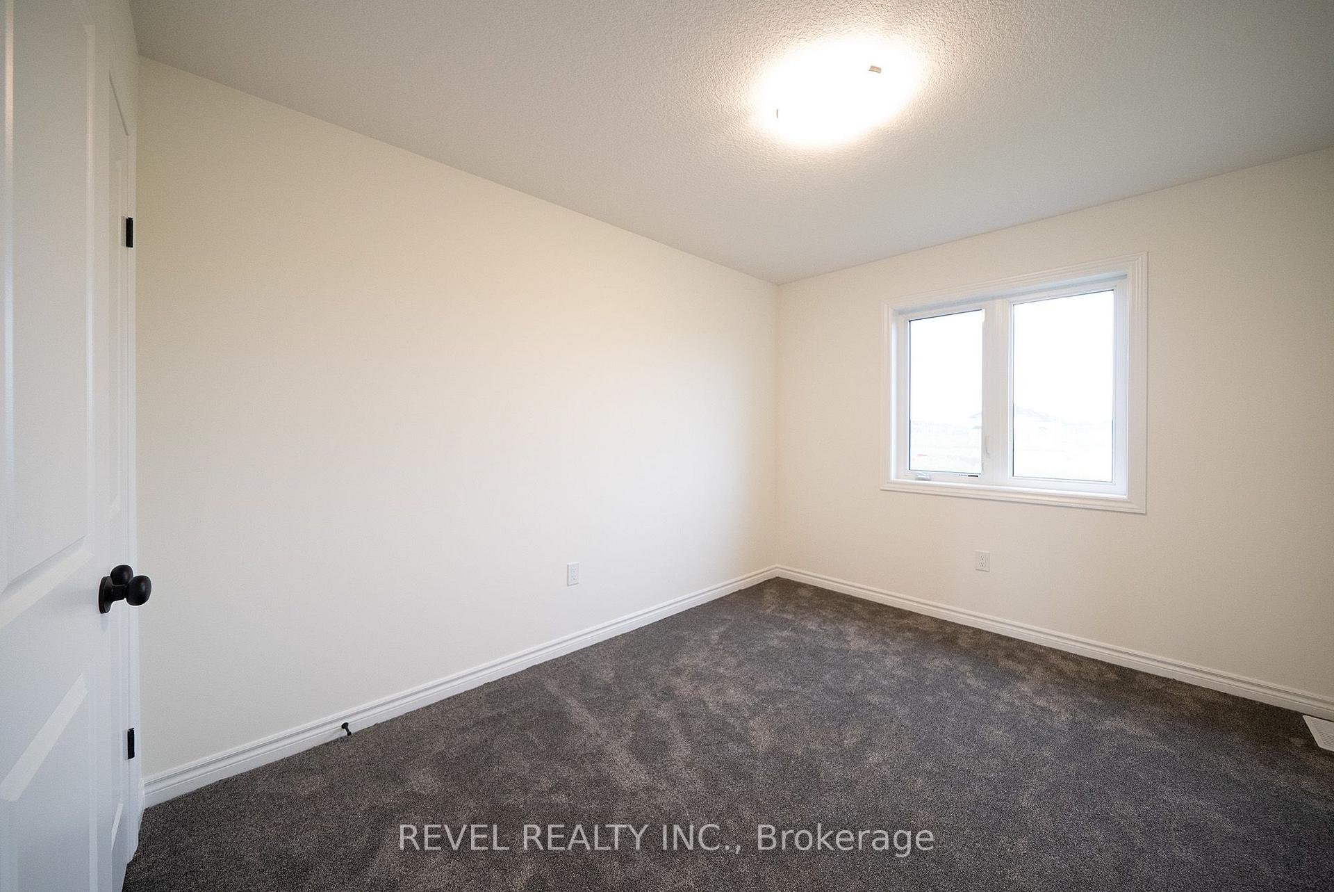 Photo 20 of 115 Mattingley Street, Brant, Paris — HOMEH