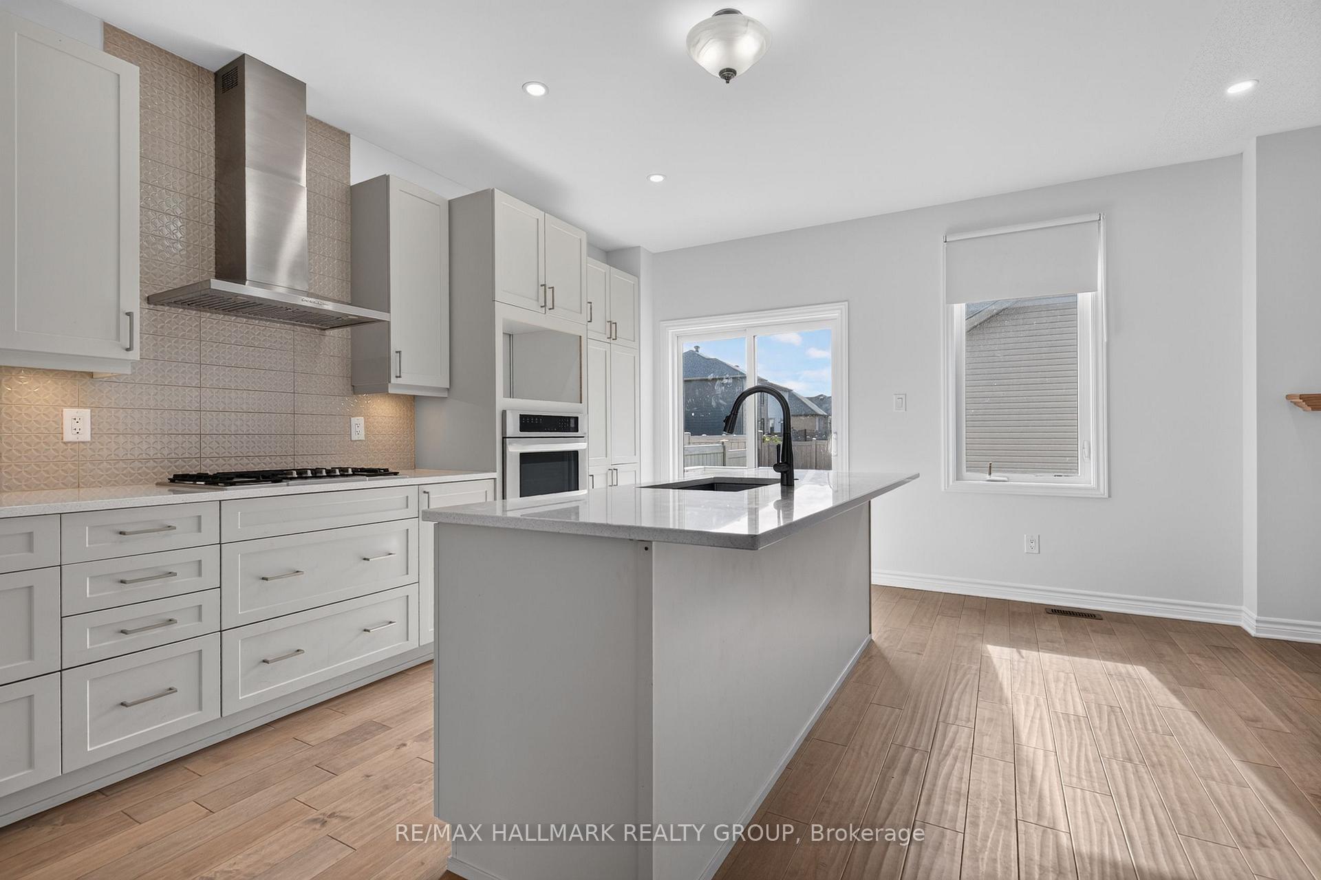 Photo 6 of 149 Minikan Street, Ottawa, Blossom Park/Kemp Park/Findlay Creek — HOMEH