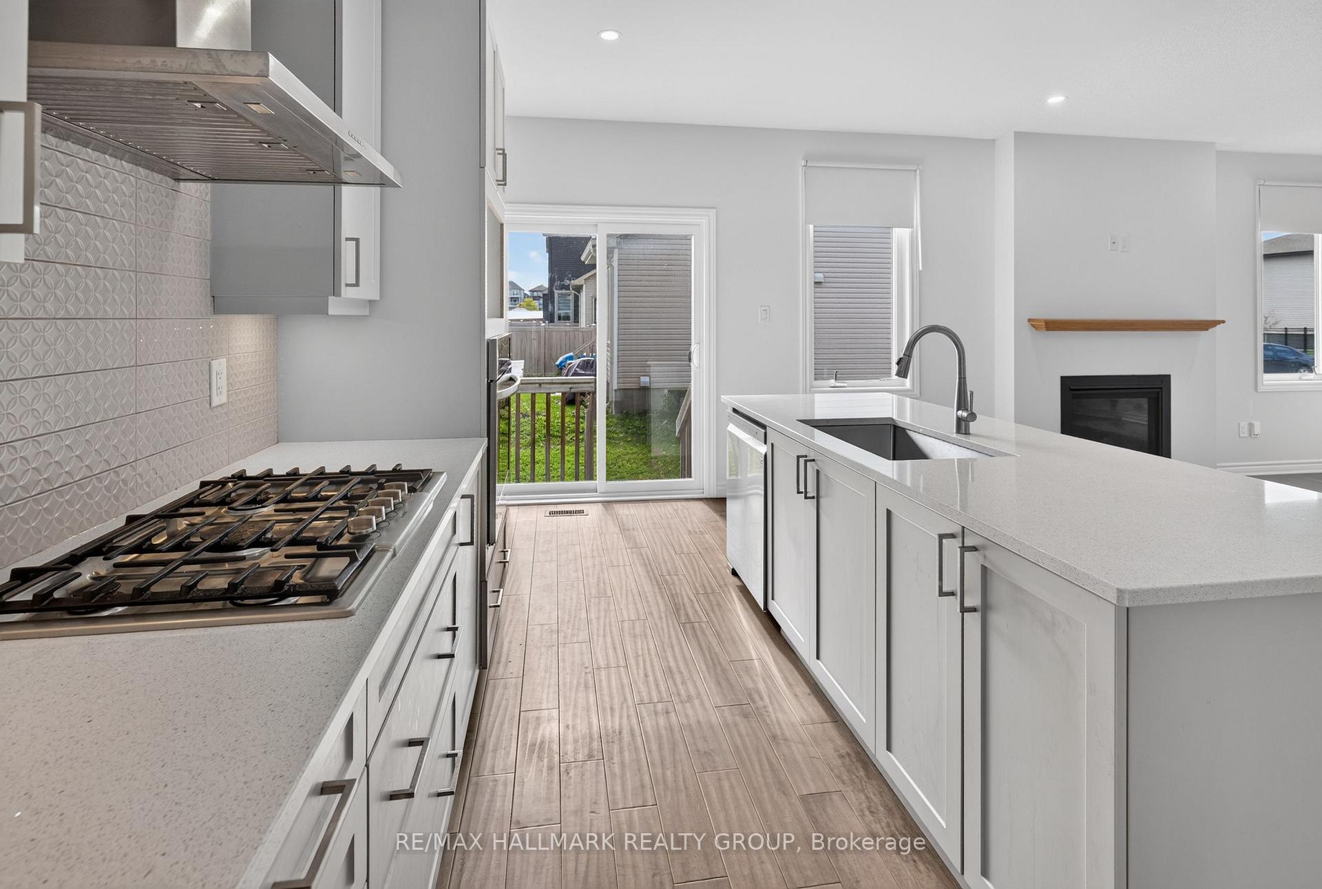 Photo 10 of 149 Minikan Street, Ottawa, Blossom Park/Kemp Park/Findlay Creek — HOMEH
